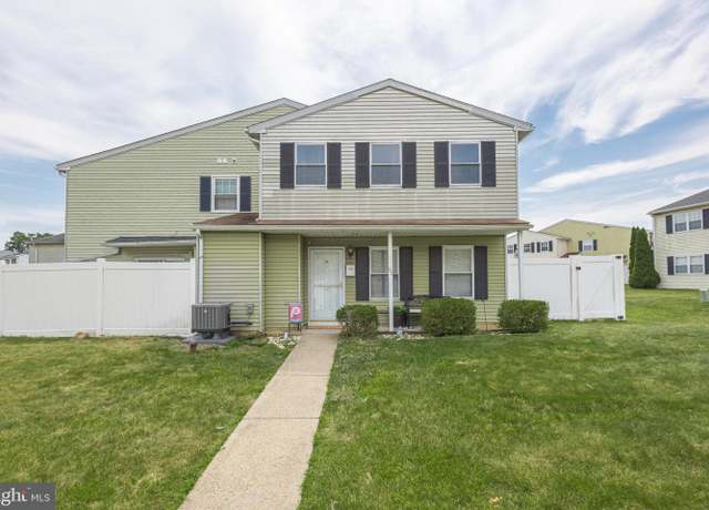 Property at 88 Reliance Sq, Telford, PA 18969, 3 beds, 1.5 baths