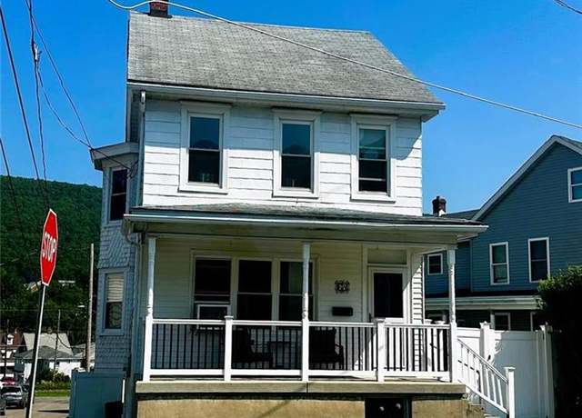 Property at 64 W Mill St, Nesquehoning, PA 18240, 3 beds, 1 bath