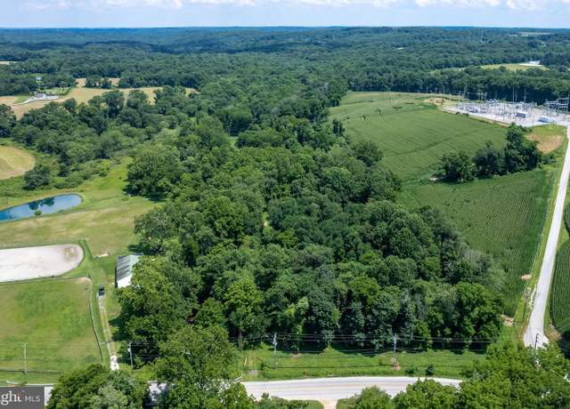 Property at 524 Chesterville Rd, Landenberg, PA 19350