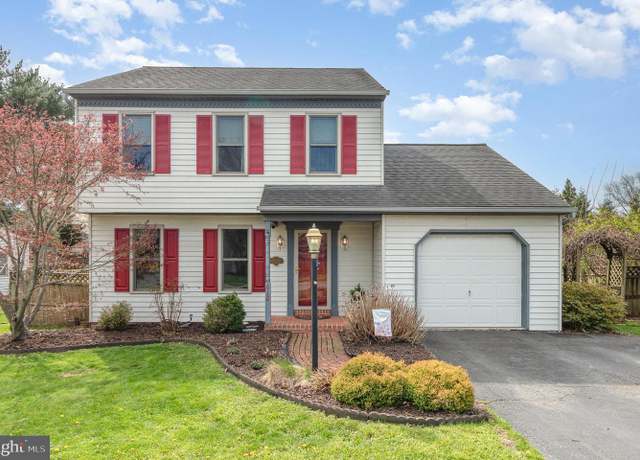 Property at 612 Mulberry St, Elizabethtown, PA 17022, 3 beds, 1.5 baths