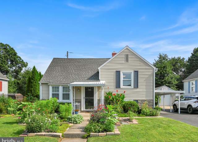 Property at 739 Priority Rd, York, PA 17404, 3 beds, 1 bath