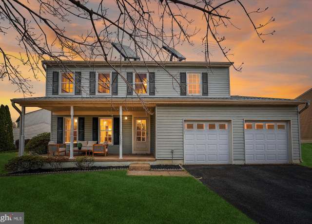 Property at 1603 E Holly Ave, Sterling, VA 20164, 4 beds, 2.5 baths