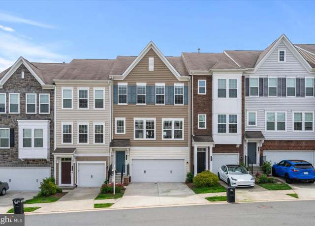 Property at 19961 Major Sq, Ashburn, VA 20147, 4 beds, 3.5 baths