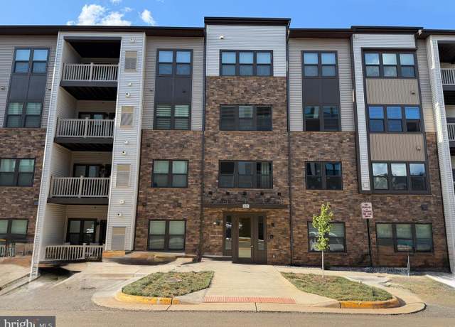 Property at 46294 Mount Milstead Ter #303, Sterling, VA 20164, 2 beds, 2 baths