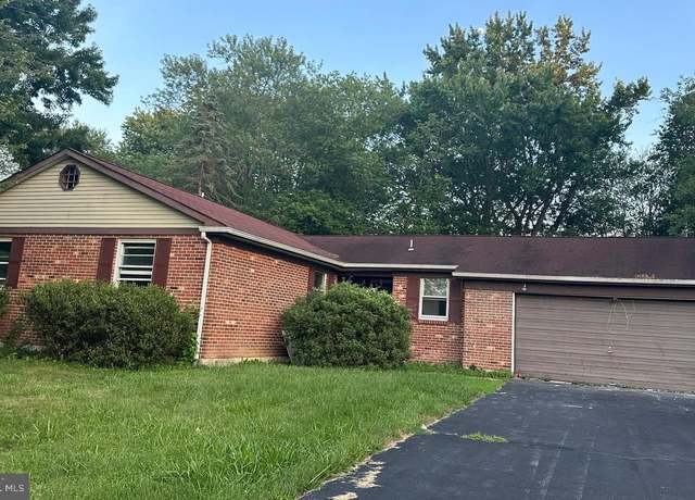 Property at 205 Marabou Dr, Newark, DE 19702, 3 beds, 2 baths