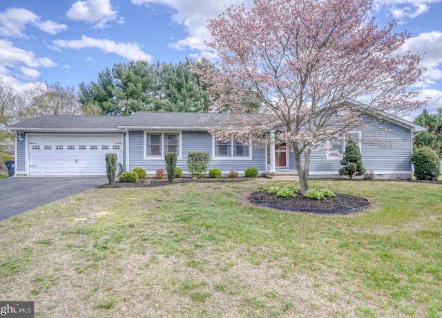 Property at 18 Lexington Dr, Milford, DE 19963, 3 beds, 2 baths
