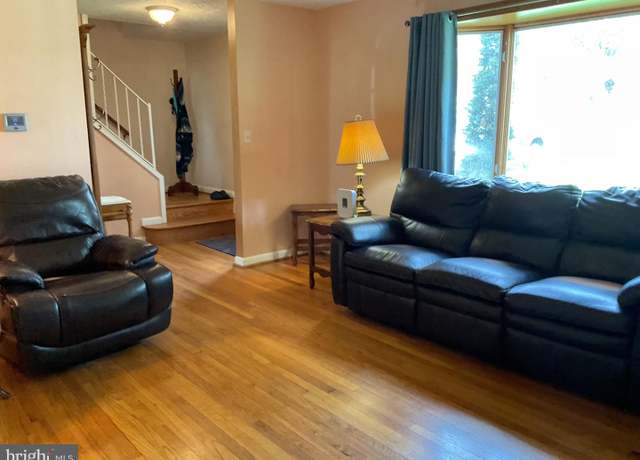 Property at 2817 Ontario Ave, Baltimore, MD 21234, 3 beds, 2 baths