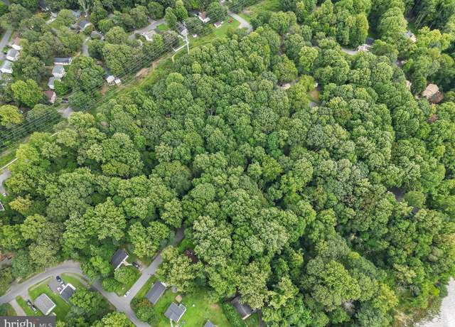 Property at 572 Evergreen Ct, Lusby, MD 20657