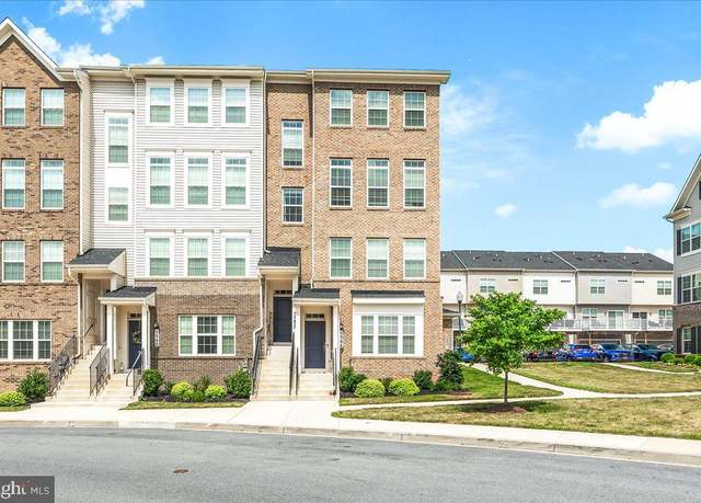 Property at 5982 Forum Sq, Frederick, MD 21703, 3 beds, 2.5 baths