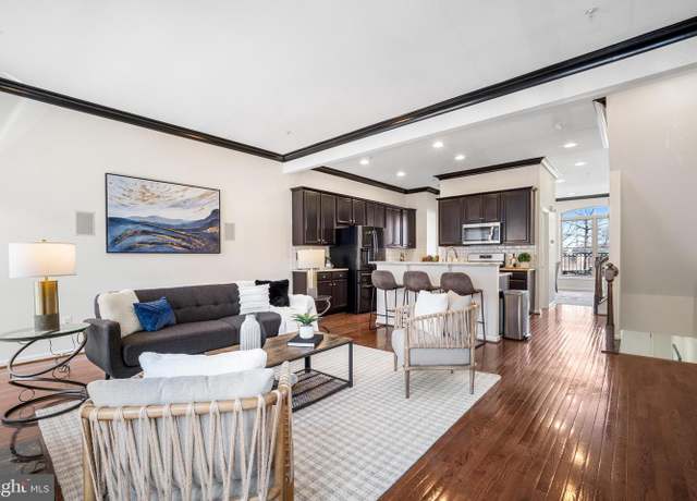 Property at 349 White Ash Pl, Gaithersburg, MD 20878, 3 beds, 3.5 baths