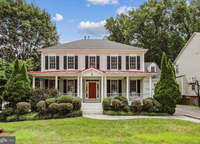 Property at 802 Still Creek Ln, Gaithersburg, MD 20878, 5 beds, 4.5 baths