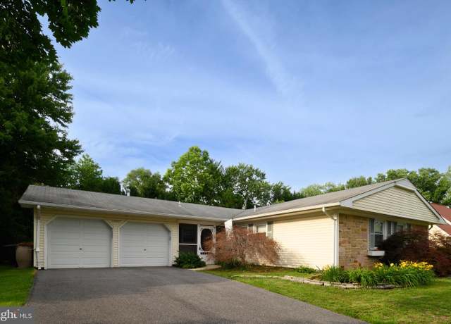 Property at 12007 Twin Cedar Ln, Bowie, MD 20715, 4 beds, 2 baths