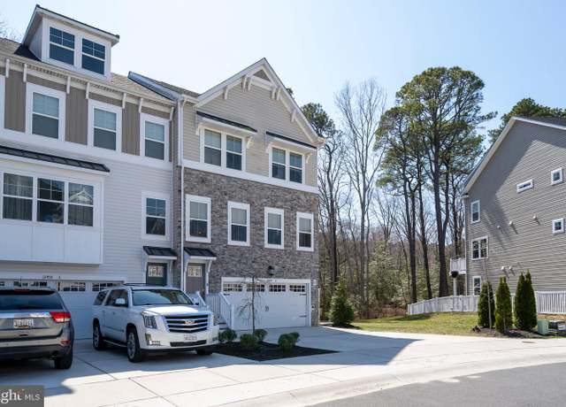 Property at 12455 Sea Oaks Ln #4, Berlin, MD 21811, 4 beds, 3 baths