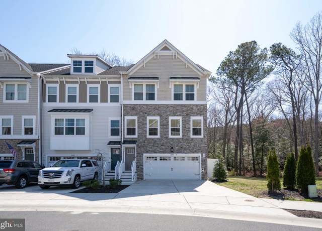 Property at 12455 Sea Oaks Ln #4, Berlin, MD 21811, 4 beds, 3 baths