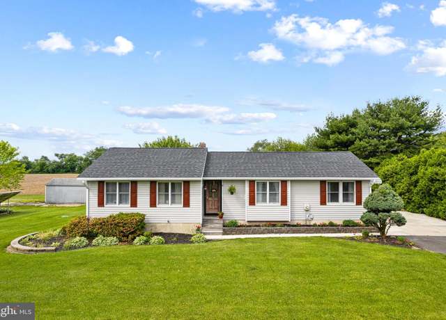 Property at 14 Davis Dr, Bridgeton, NJ 08302, 3 beds, 2 baths