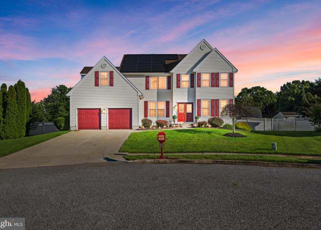 Property at 38 Chestertown Rd, Sicklerville, NJ 08081, 4 beds, 2.5 baths