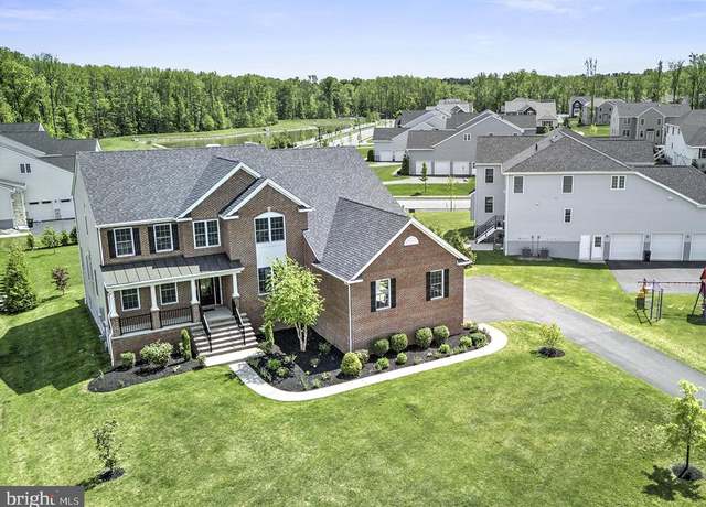 Property at 6 Condor Ct, Monmouth Junction, NJ 08852, 5 beds, 5.5 baths