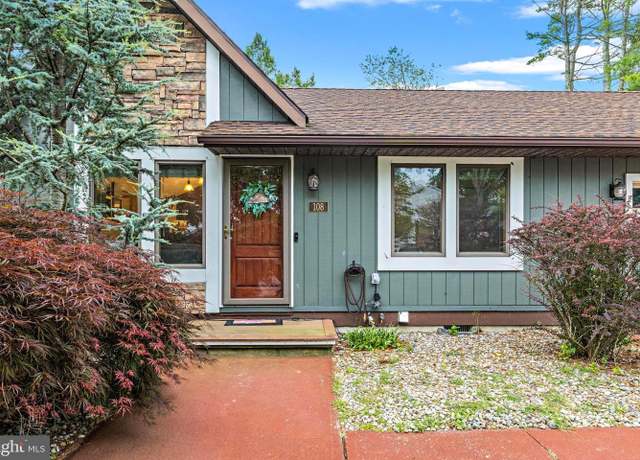 Property at 108 Country Club Blvd, Little Egg Harbor Twp, NJ 08087, 3 beds, 2 baths