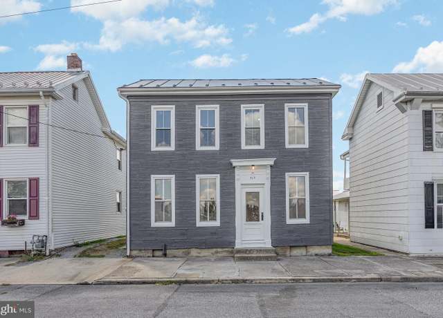 Property at 314 S High St, Mechanicsburg, PA 17055, 3 beds, 2 baths