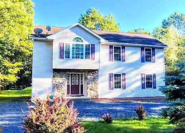 Property at 146 Hunter Ln, Albrightsville, PA 18210, 6 beds, 2 baths