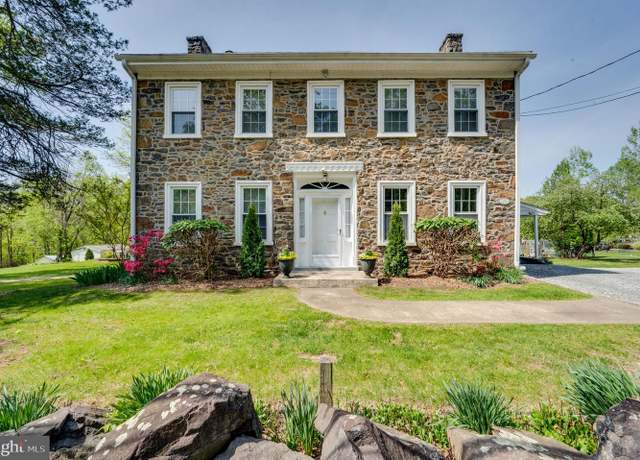 Property at 509 Swamp Pike, Schwenksville, PA 19473, 5 beds, 2.5 baths