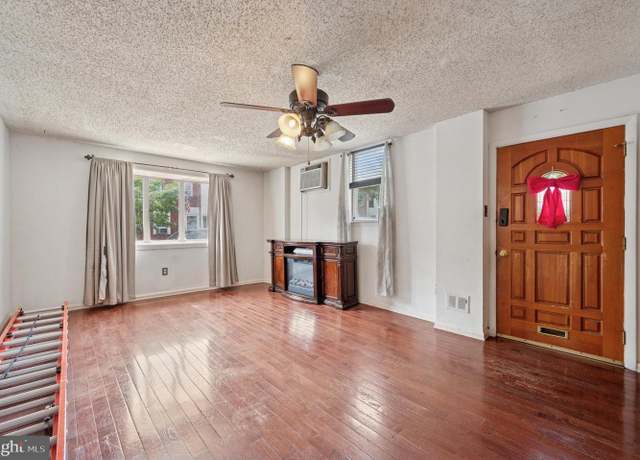 Property at 2619 E Dauphin St, Philadelphia, PA 19125, 3 beds, 1.5 baths