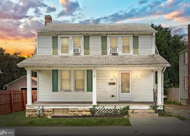 Property at 411 W Elm Ave, Hanover, PA 17331, 3 beds, 1 bath