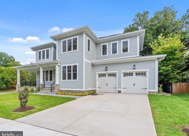 Property at 5900 35th St N, Arlington, VA 22207, 5 beds, 6.5 baths