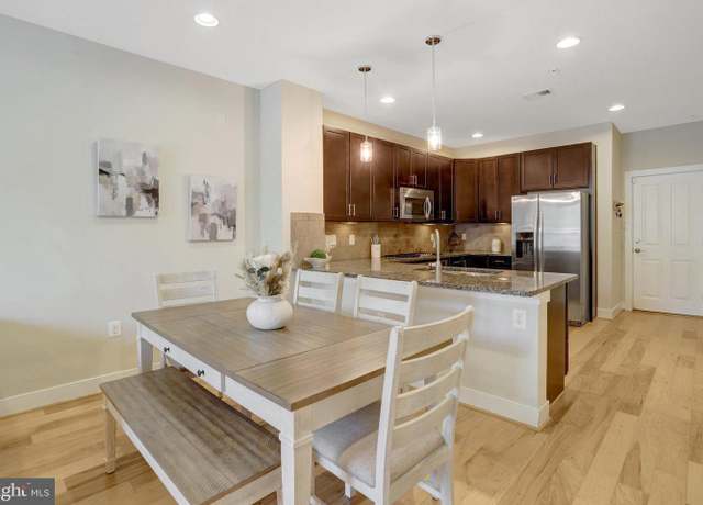 Property at 2205 Richmond Hwy #101, Alexandria, VA 22301, 3 beds, 2.5 baths
