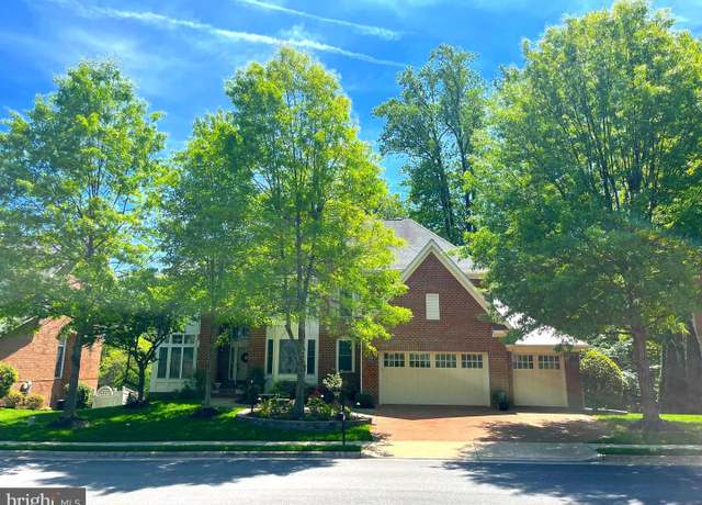 Property at 3528 Schuerman House Dr, Fairfax, VA 22031, 5 beds, 4.5 baths
