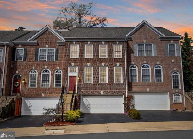 Property at 5595 Governors Pond Cir, Alexandria, VA 22310, 4 beds, 3.5 baths