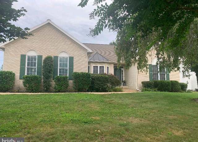 Property at 3812 Winding Hollow Dr, Fredericksburg, VA 22408, 3 beds, 2 baths