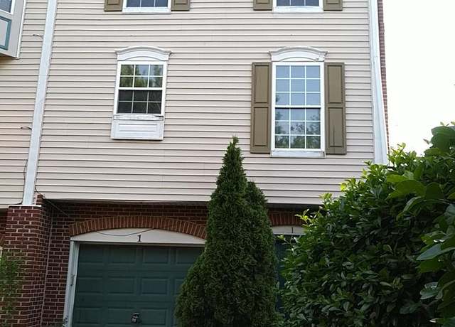 Property at 1 W Mccaulley Ct, Wilmington, DE 19801, 3 beds, 3 baths
