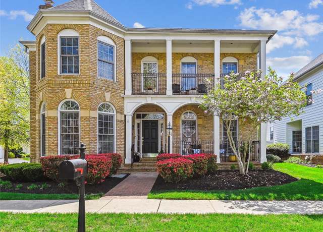 Property at 709 Pilot House Dr, Annapolis, MD 21401, 4 beds, 4.5 baths