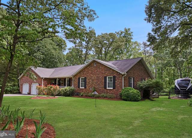 Property at 9180 Rolling Meadow Run, Pasadena, MD 21122, 4 beds, 3 baths