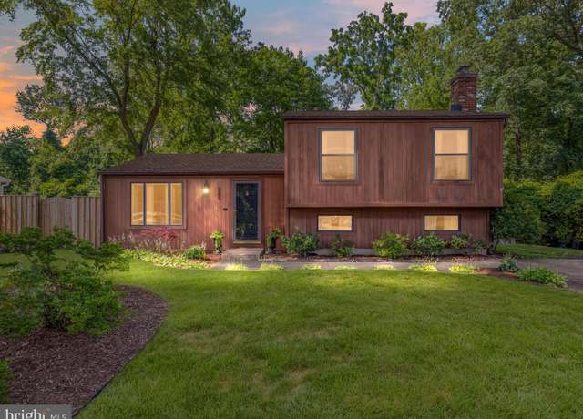 Property at 285 Laguna Cir, Severna Park, MD 21146, 3 beds, 2 baths