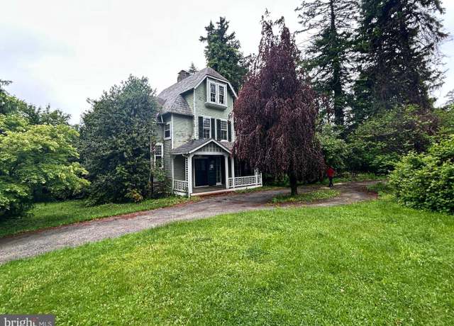 Property at 7624 Lhirondelle Club Rd, Towson, MD 21204, 4 beds, 2 baths