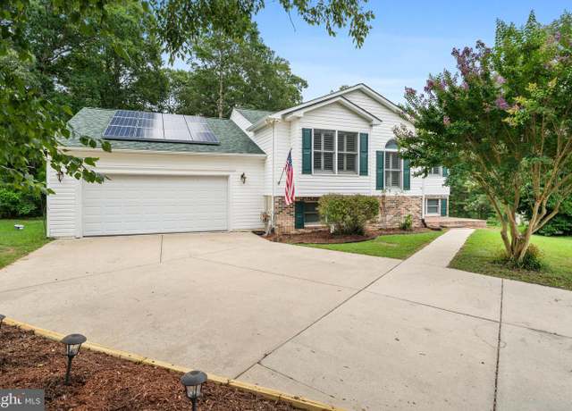 Property at 20796 Red Rose Ct, Lexington Park, MD 20653, 4 beds, 3 baths