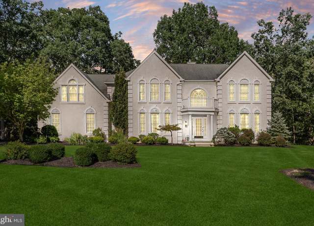Property at 2 Franklin Ct, Southampton, NJ 08088, 5 beds, 2.5 baths