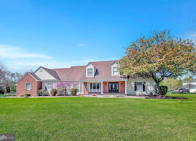 Property at 2 Becket Ct, Princeton Junction, NJ 08550, 5 beds, 3.5 baths