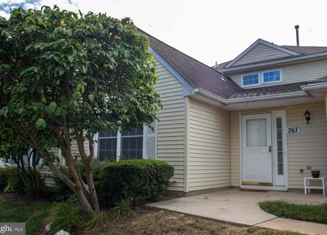 Property at 267 Nighthawk Dr #267, Monroe Township, NJ 08831, 2 beds, 2.5 baths