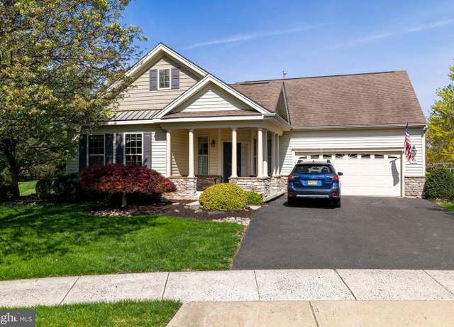 Property at 1028 Conway Ct, Warwick, PA 18974, 2 beds, 2 baths