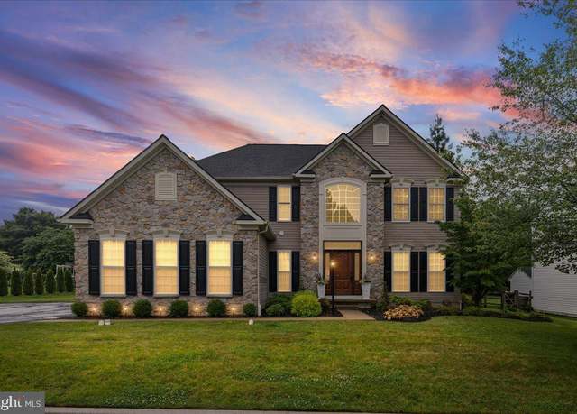 Property at 869 Bourban Ln, West Grove, PA 19390, 4 beds, 2.5 baths