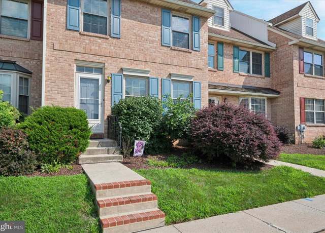 Property at 147 Jefferson Ct, Norristown, PA 19401, 3 beds, 2.5 baths