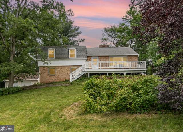 Property at 30 Bunker Ln, Etters, PA 17319, 4 beds, 2 baths