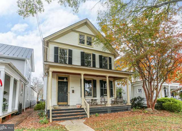 Property at 1403 Washington Ave, Fredericksburg, VA 22401, 3 beds, 2.5 baths
