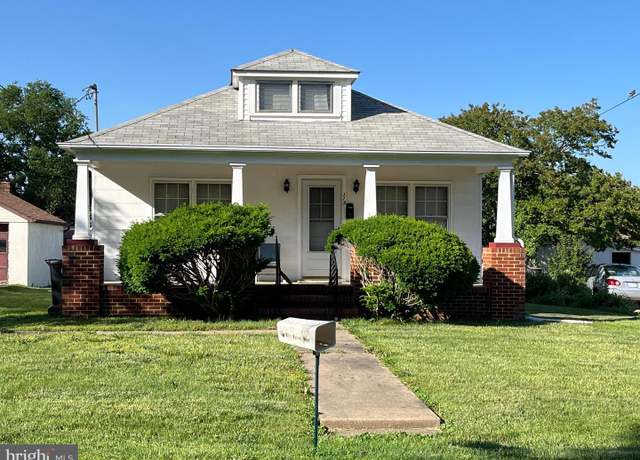 Property at 115 Longstreet Ave, Fredericksburg, VA 22401, 2 beds, 1 bath