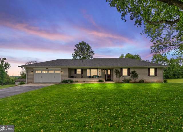 Property at 20268 Roland Ct, Leesburg, VA 20175, 3 beds, 4.5 baths