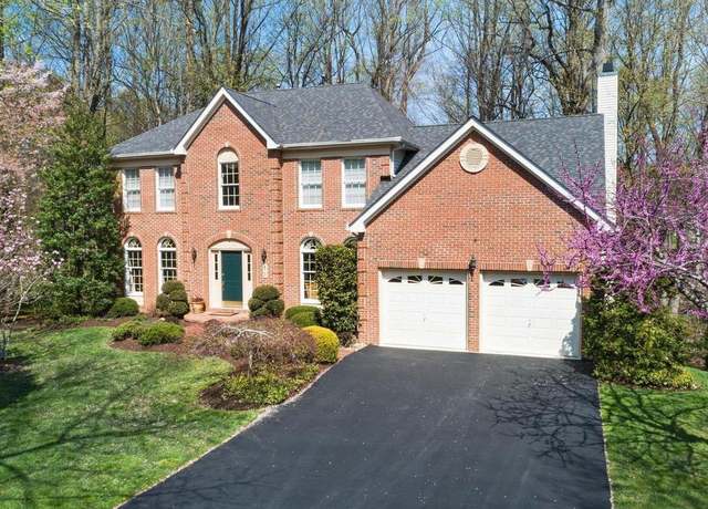 Property at 11 Colts Neck Ct, Edgewater, MD 21037, 5 beds, 3.5 baths