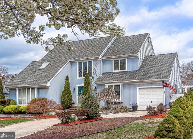 Property at 442 Egg Harbor Rd, Turnersville, NJ 08012, 3 beds, 2.5 baths